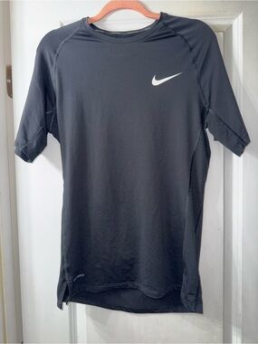 Nike Pro Men’s Short Sleeve